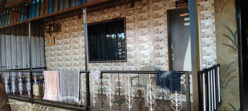 Hilltop Cottage Mahābaleshwar Dış mekan fotoğraf